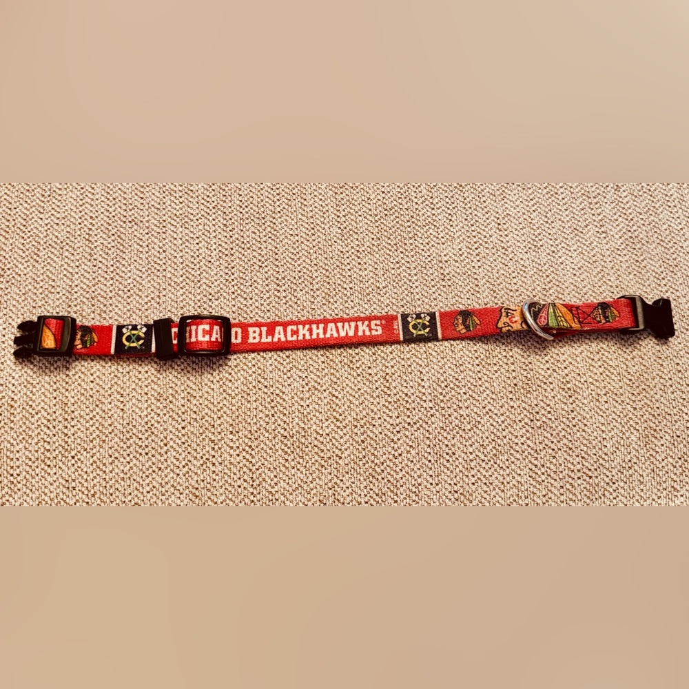 Chicago Blackhawks dog collar